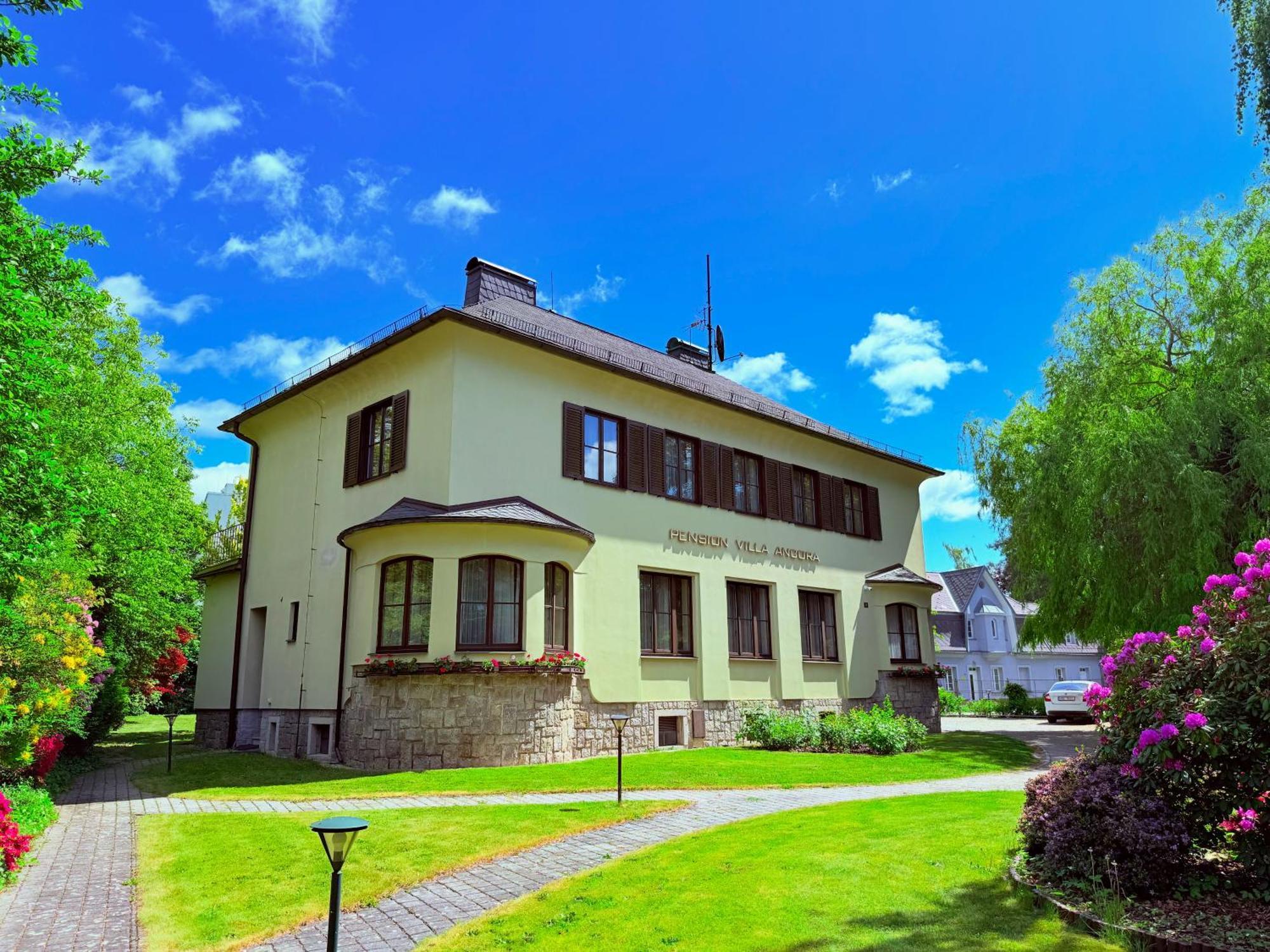 Penzion Villa Ancora Sumperk Bagian luar foto